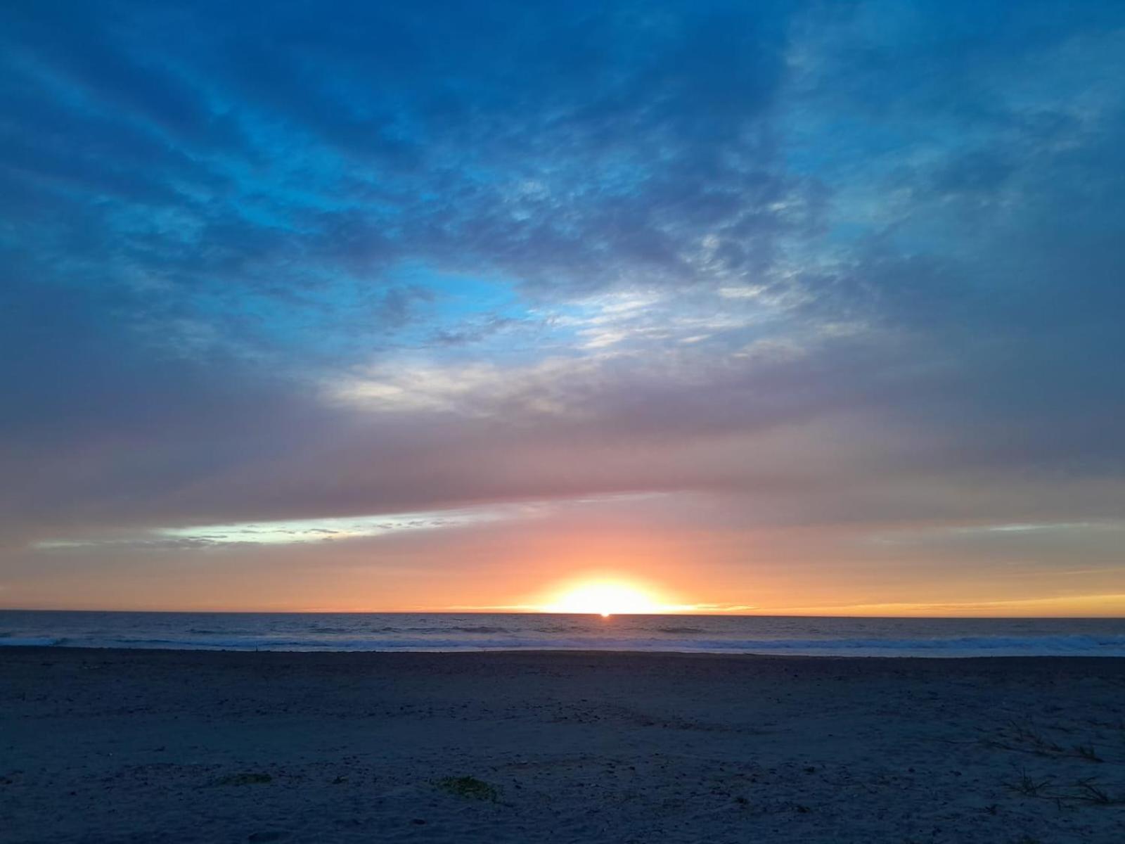 Tres Velas Surf Celestino Gazca Villasenor 外观 照片